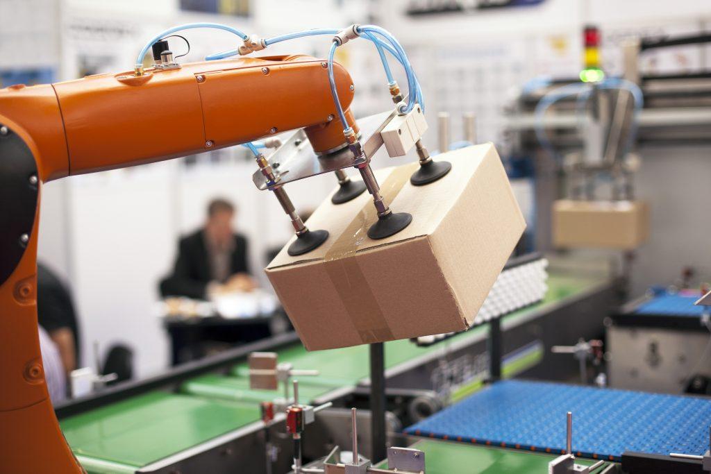 Packaging Line with Robotic Arm